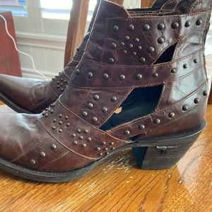 Lane Studs and Straps bootie women size 8